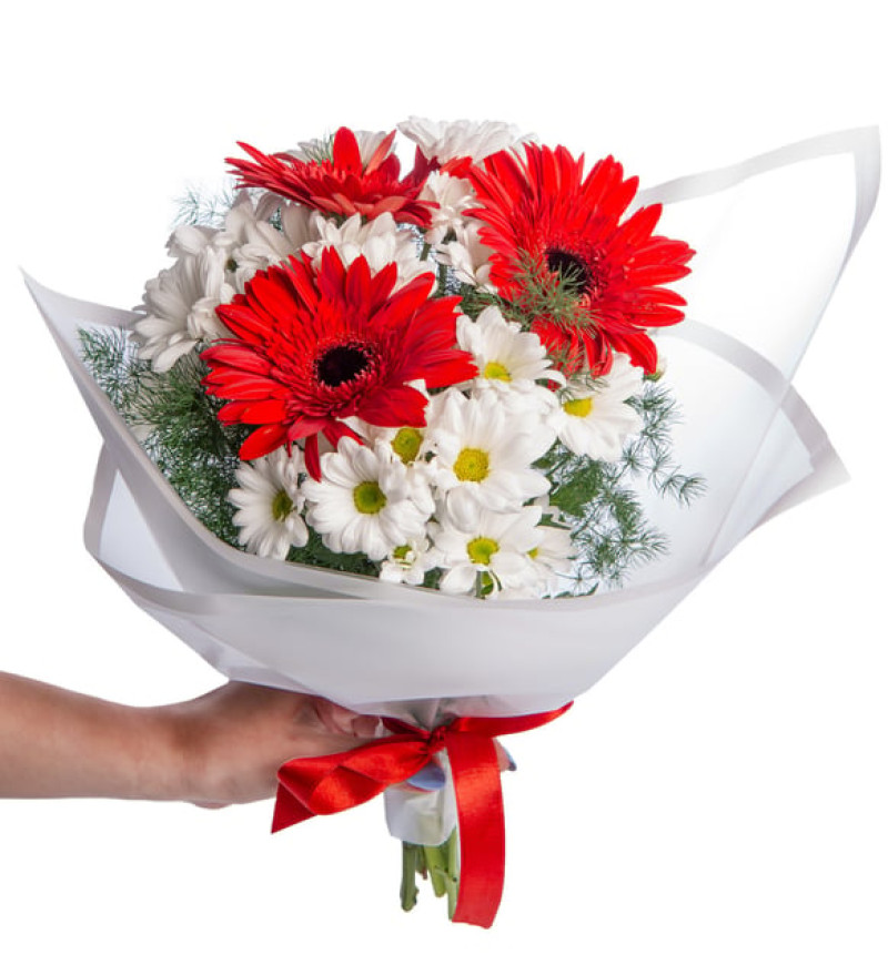 Şık Beyaz Papatya ve Kırmızı Gerbera Çiçek Buketi