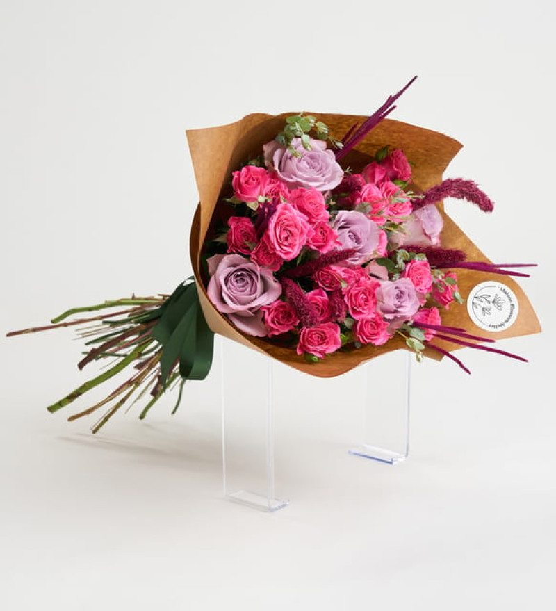 Doğal Kraft Bukette Pembe Çardak Gül ve Lila Gül
