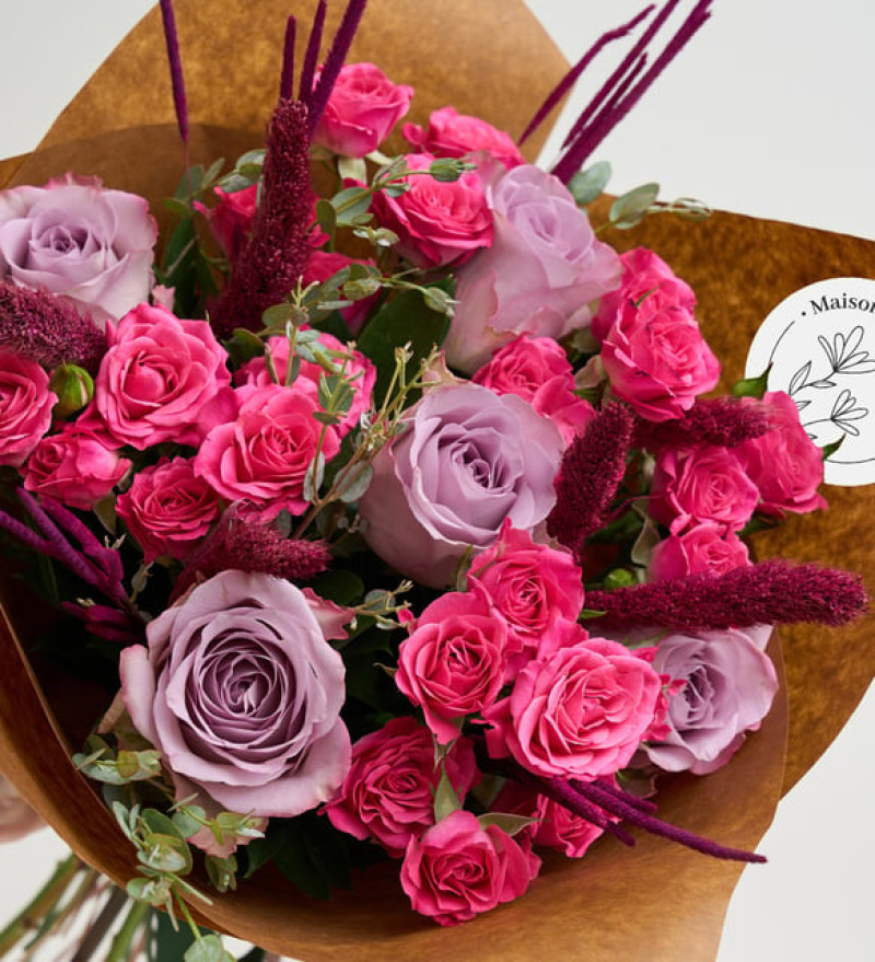 Doğal Kraft Bukette Pembe Çardak Gül ve Lila Gül