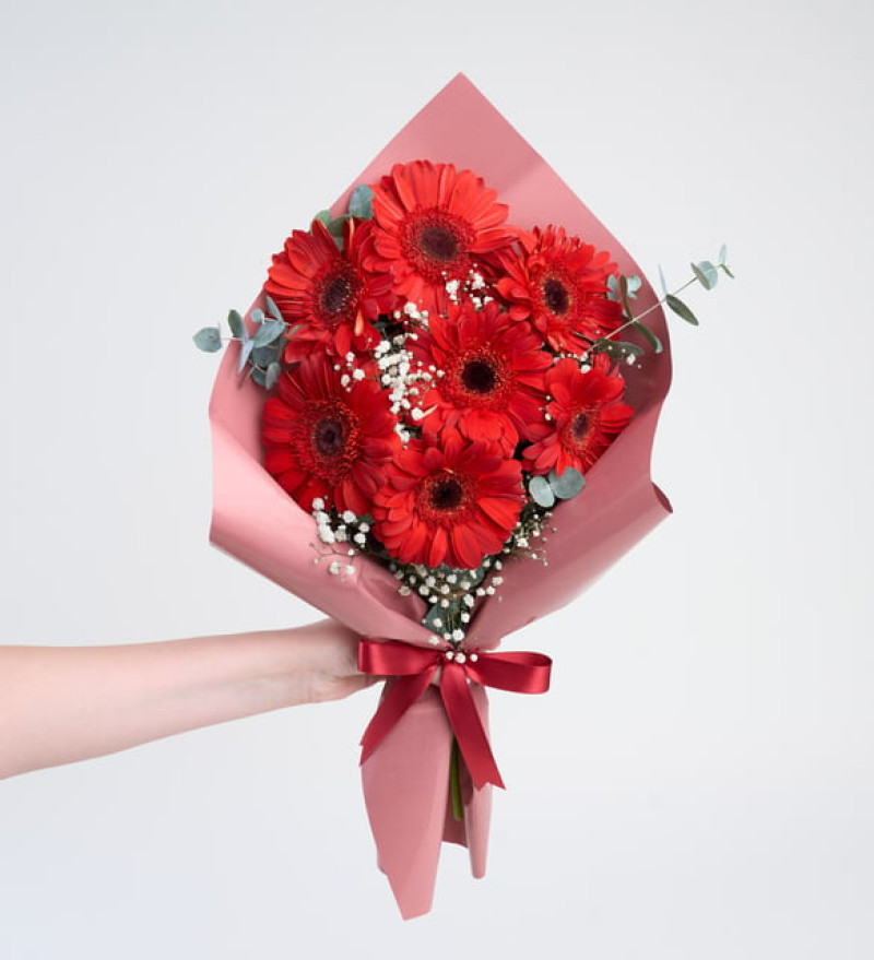 Premium Kırmızı Gerbera Çiçek Buketi